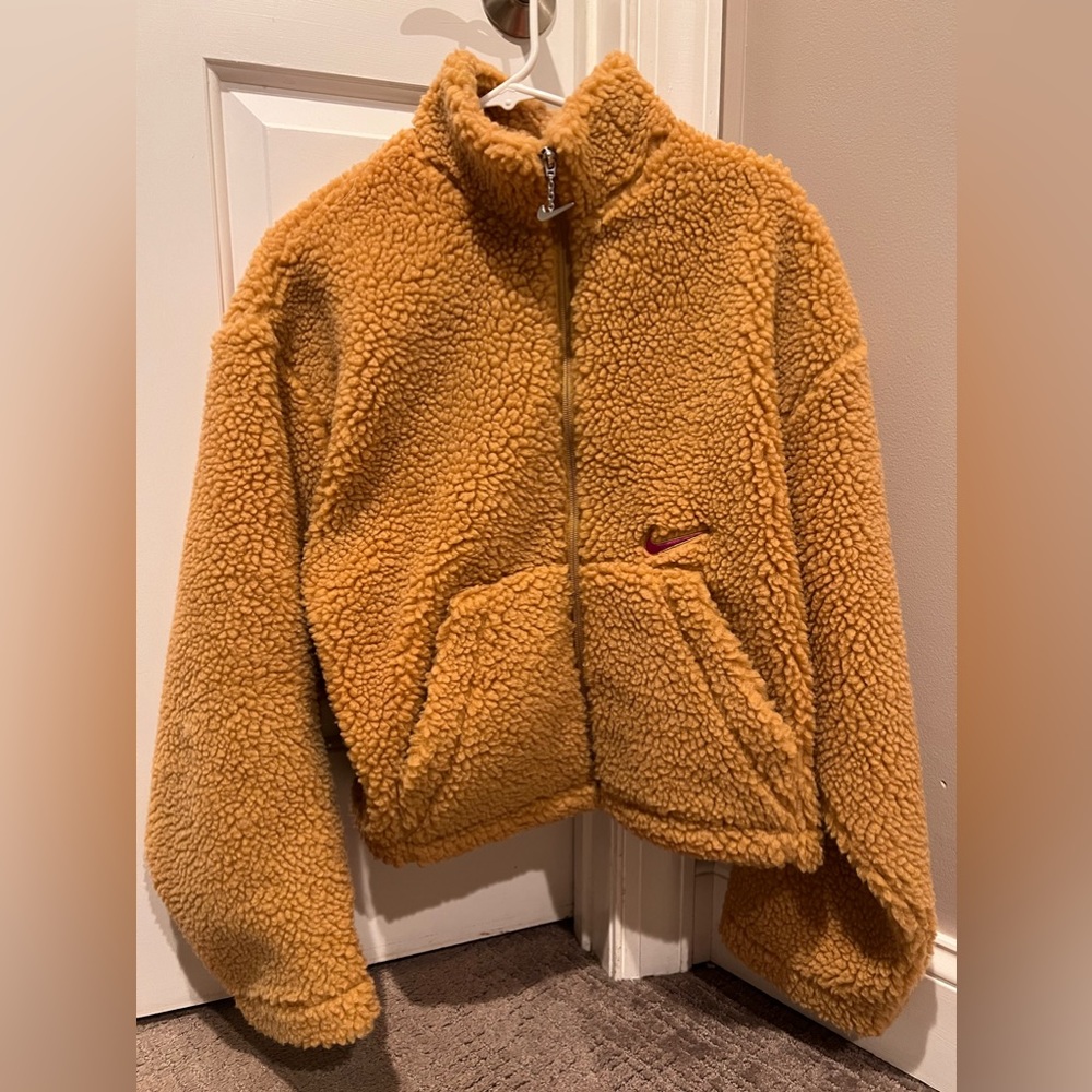 Woman’s Nike Sherpa Swoosh Fleece Jacket